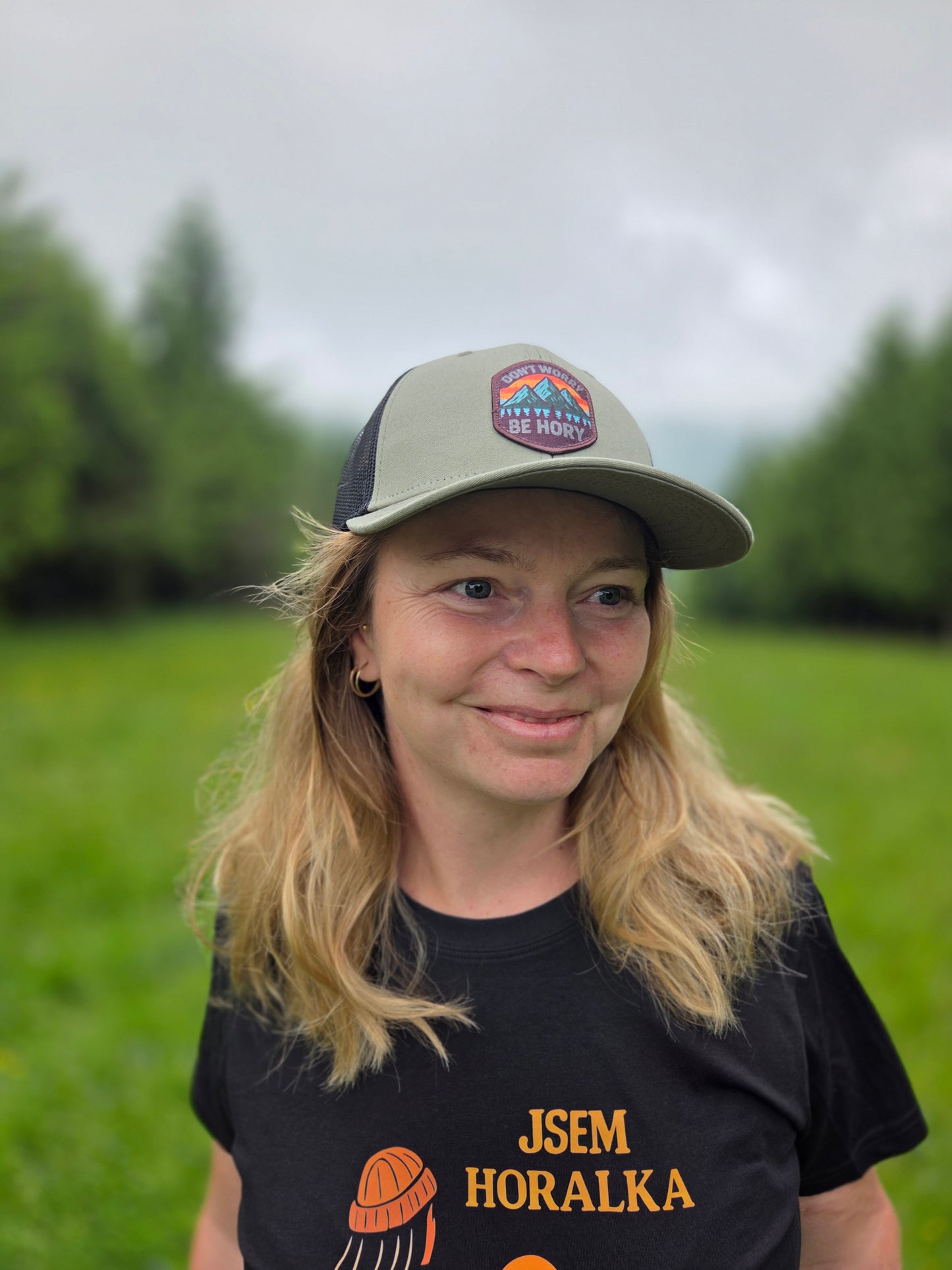 Kšiltovka trucker khaki - Don't Worry Be Hory