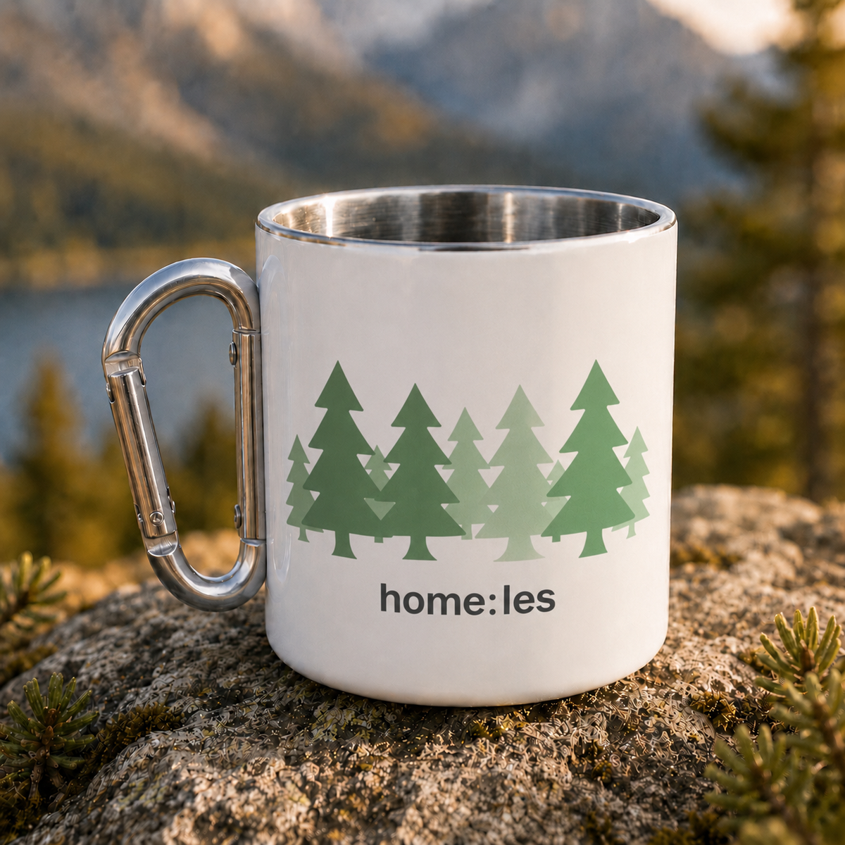 Home: les® – Plecháček s karabinou