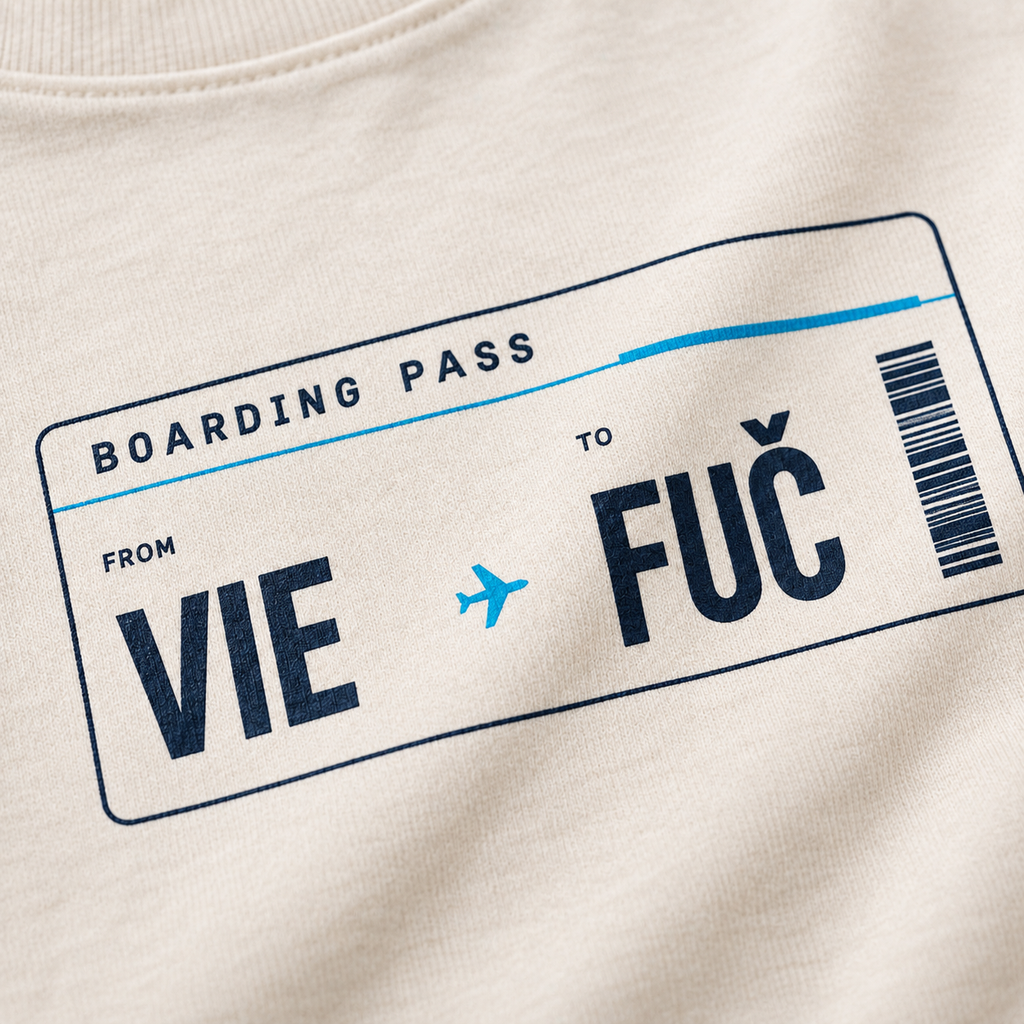 VIE ✈️ FUČ – Pánské cestovatelské tričko