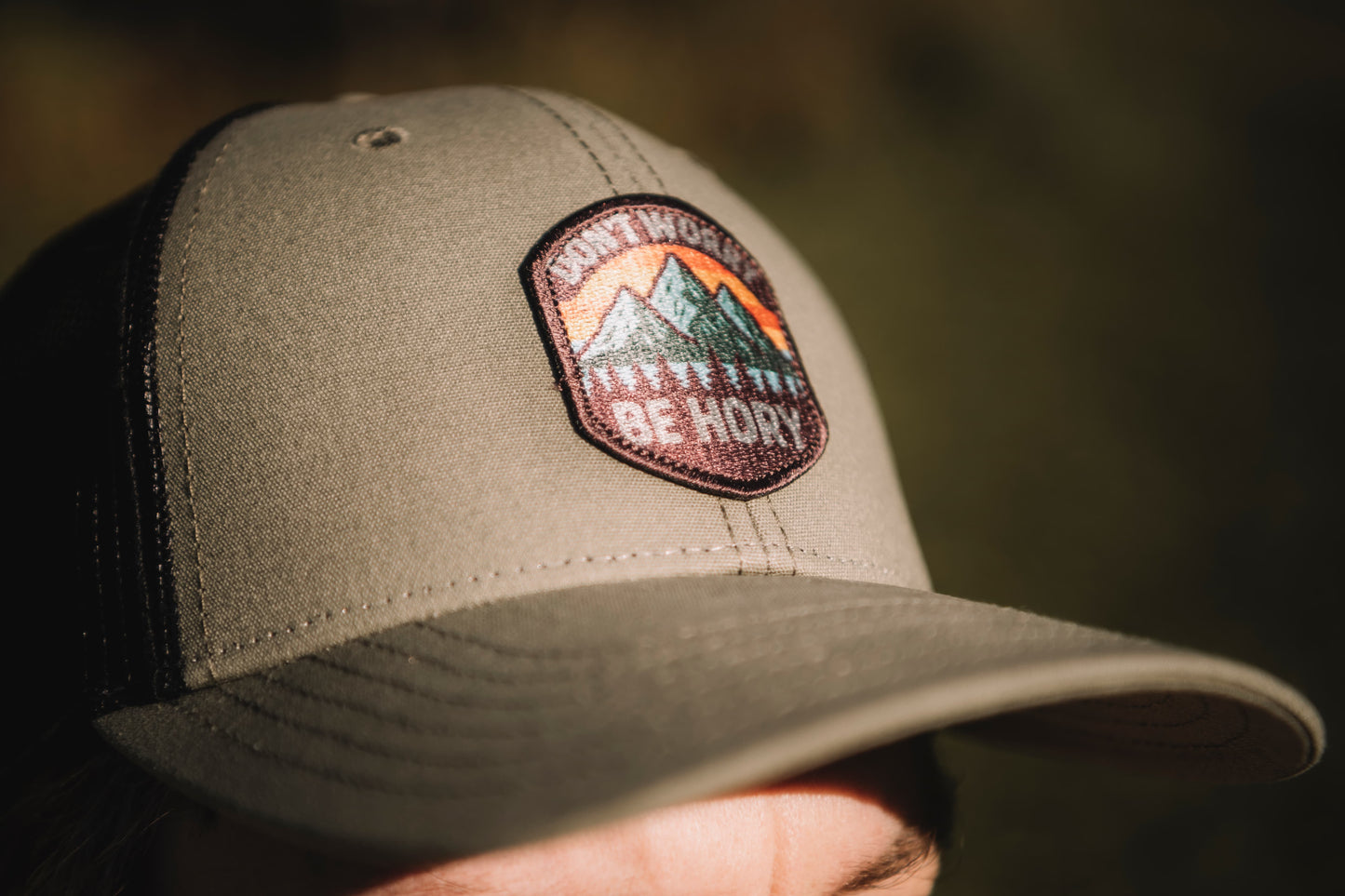 Kšiltovka trucker khaki - Don't Worry Be Hory