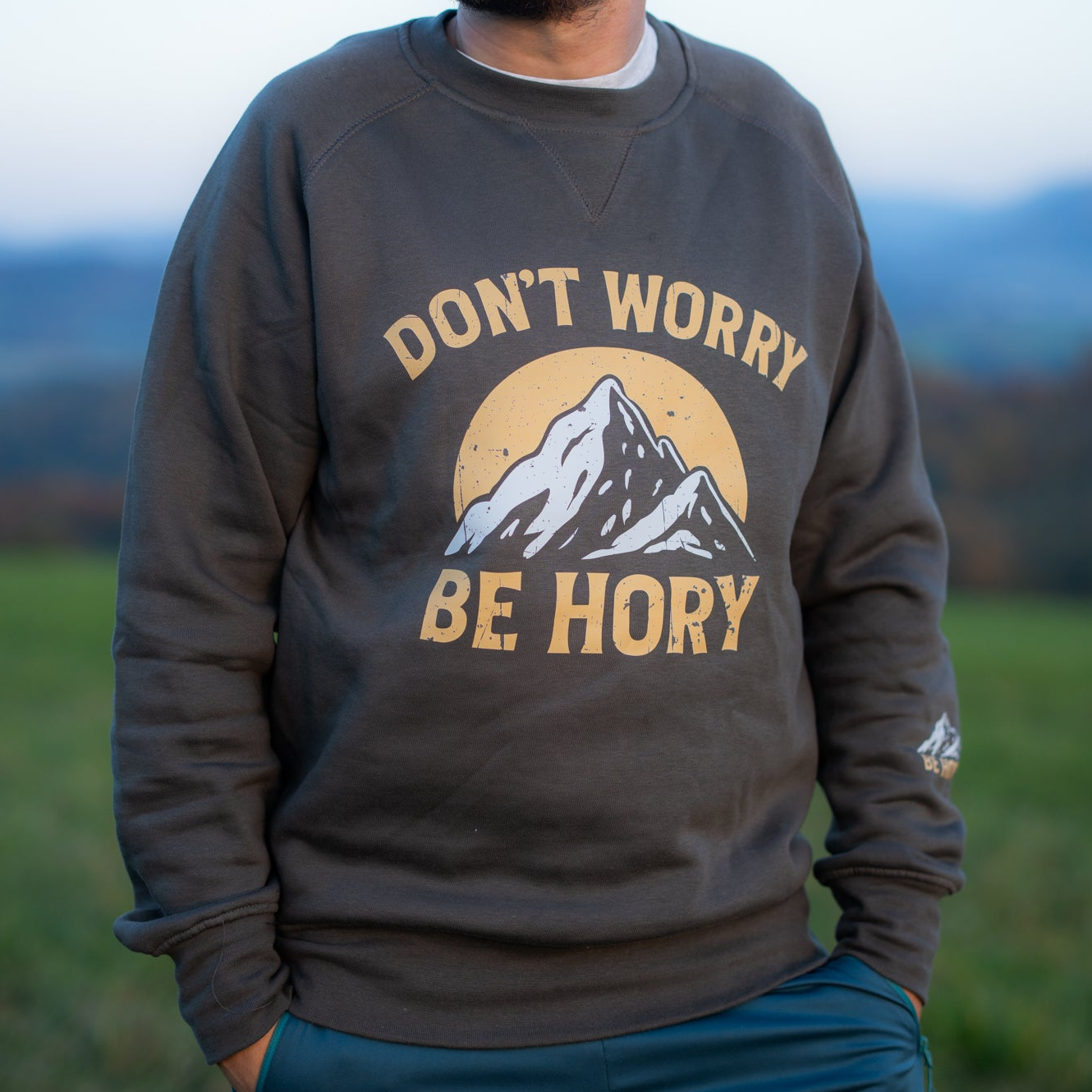 Pánská mikina - Don't worry be hory mountains