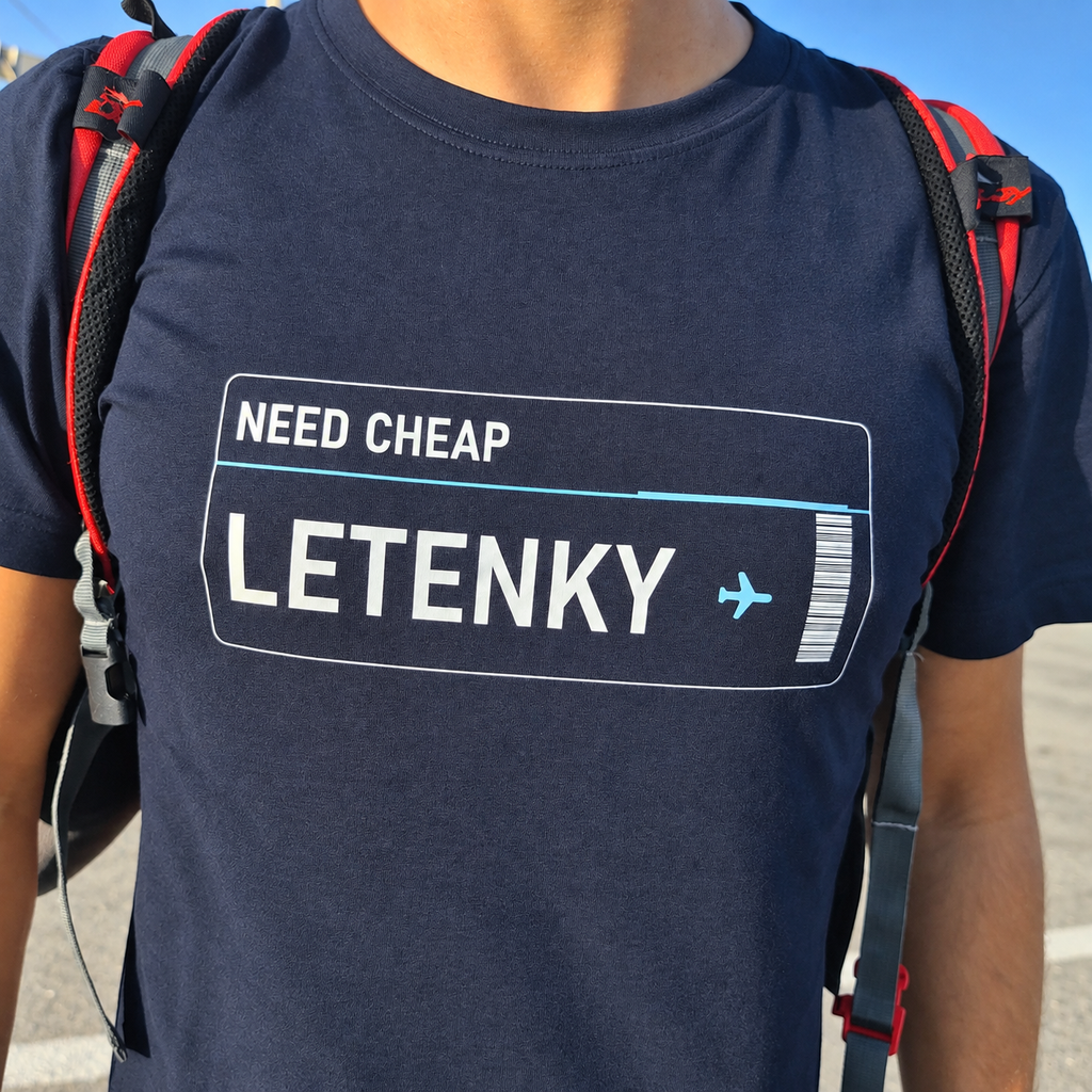 Need Cheap Letenky – Pánské cestovatelské tričko
